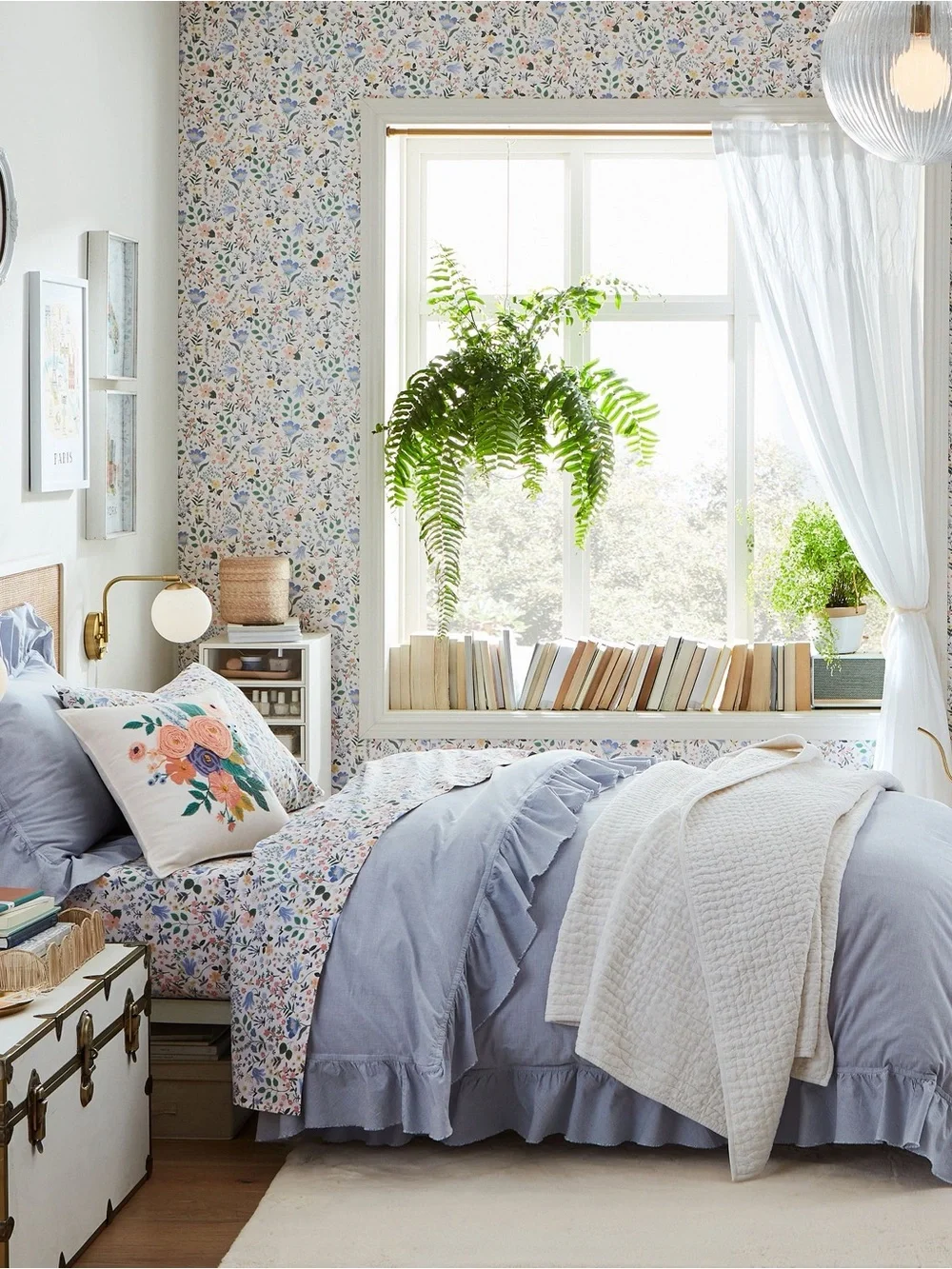 Pottery Barn x Rifle Paper Co Bramble Fields Cream Organic Fitted Sheet- XL Twin